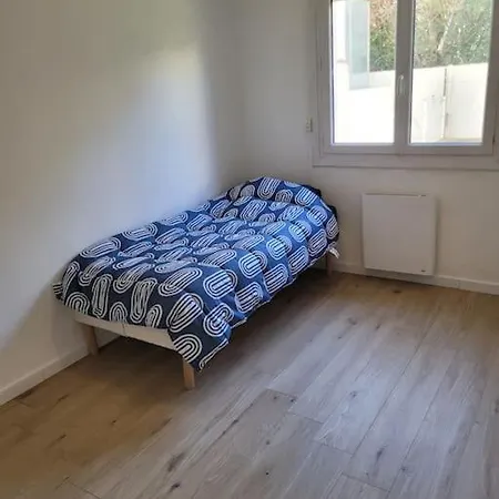 Logement Entier Refait A Neuf *